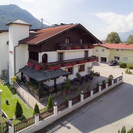 Gasthof Pension Alpenblick Radfeld Buitenkant foto