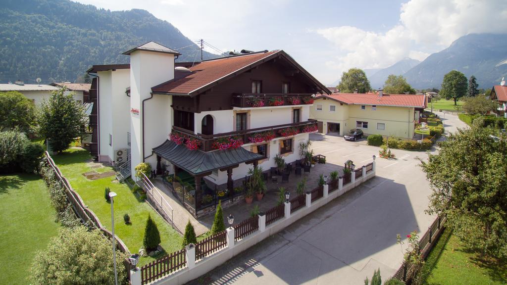 Gasthof Pension Alpenblick Radfeld Buitenkant foto