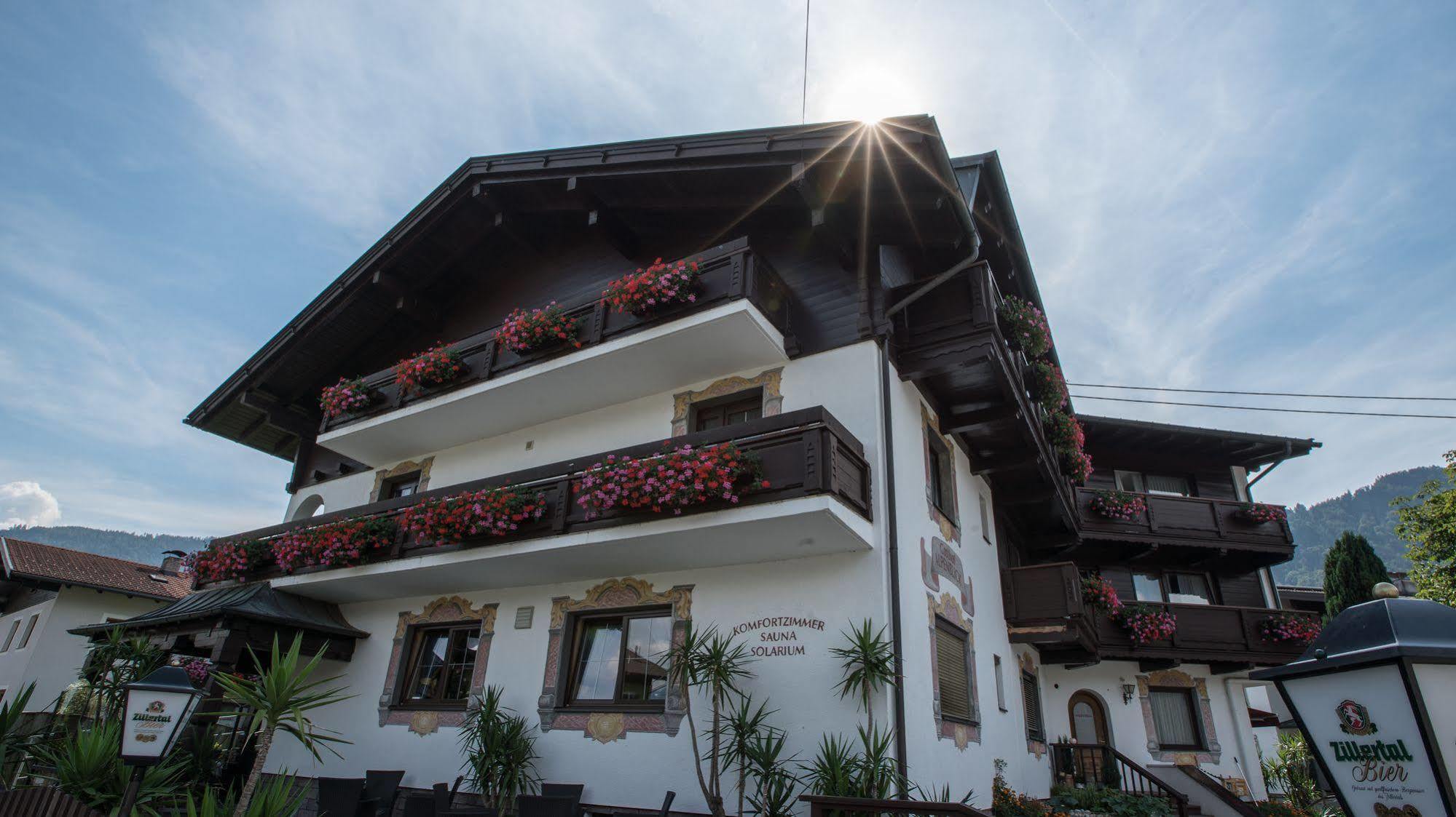 Gasthof Pension Alpenblick Radfeld Buitenkant foto